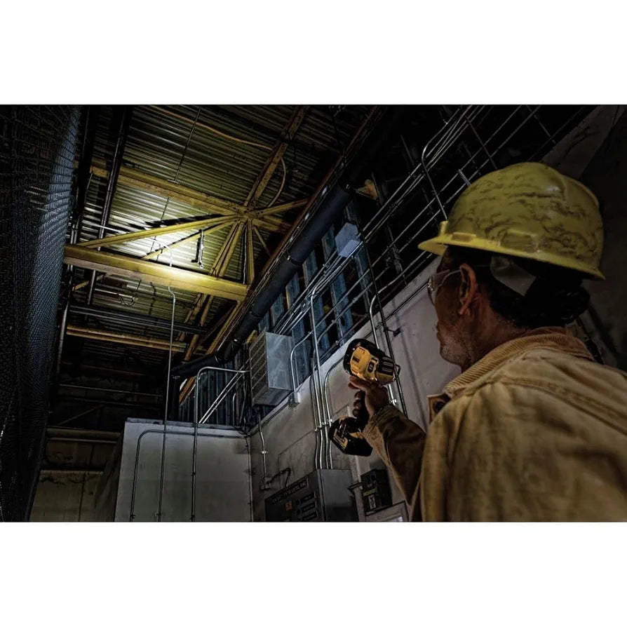 DEWALT, DCL043, 20V MAX JOBSITE LED SPOTLIGHT