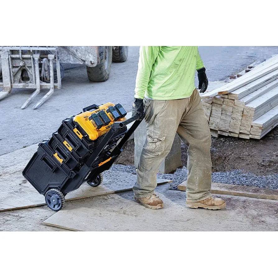 DEWALT 20V MAX* Charger, 4-Port, Rapid Charge  , Black/Yellow